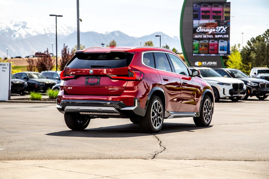 New 2026 BMW X1 xDrive28i w/ Technology Package AWD/4WD image 5