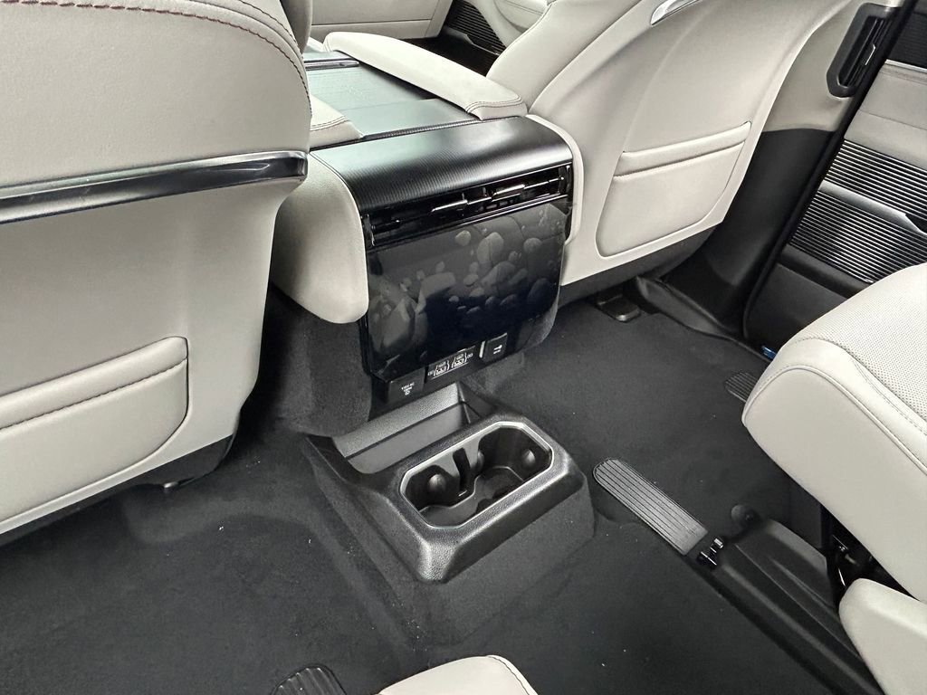 New 2026 Jeep Grand Wagoneer Summit image 33