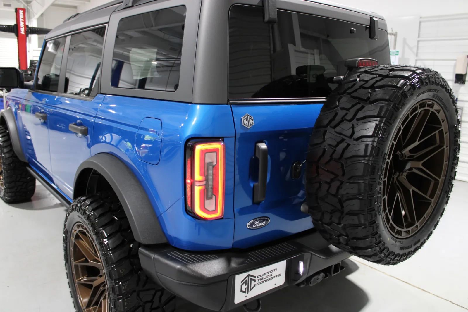 Used 2023 Ford Bronco Badlands AWD/4WD image 10