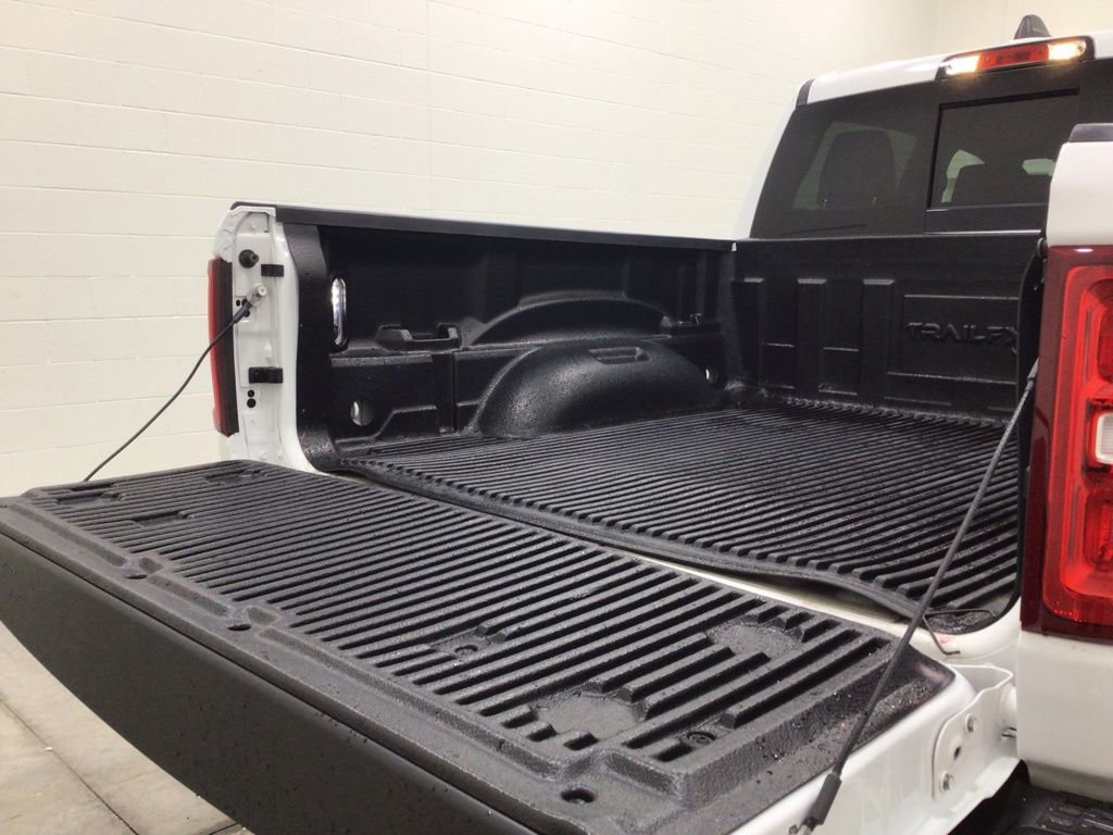 Used 2025 RAM 1500 Laramie image 22