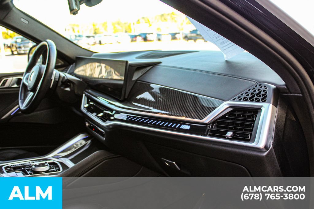 Used 2025 BMW X6 M60i AWD/4WD image 22