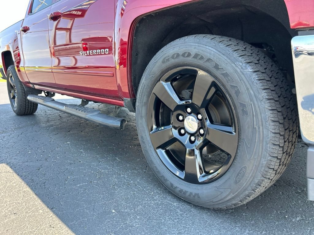 Used 2018 Chevrolet Silverado 1500 LT w/ All Star Edition RWD image 10