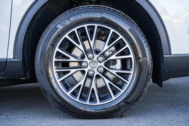 New 2026 Ford Escape SE w/ Class II Trailer Tow Package image 28