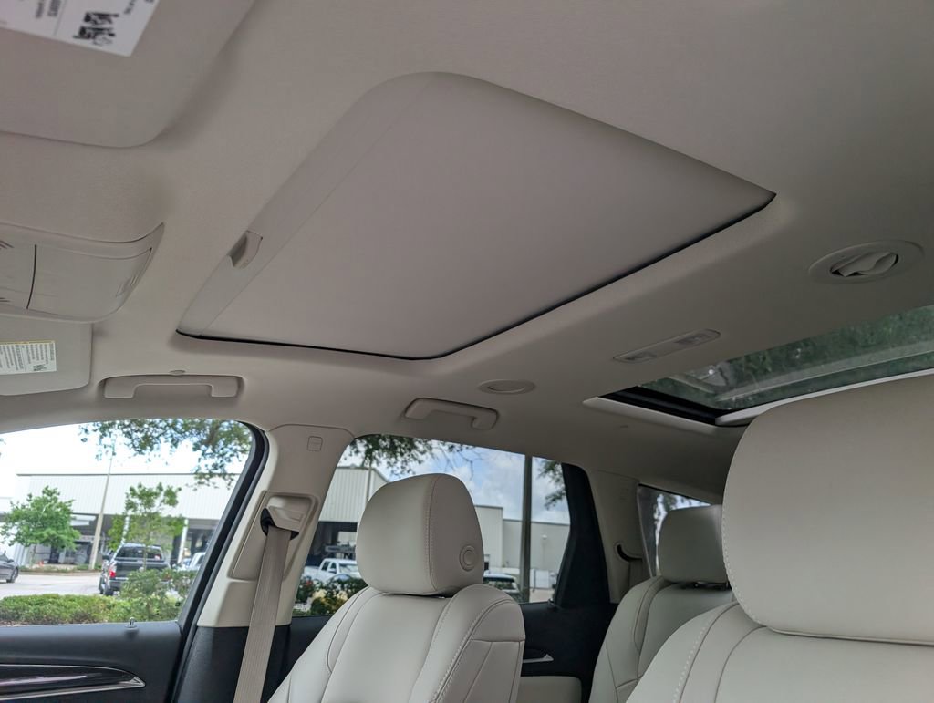 Used 2023 Buick Enclave Essence w/ Experience Buick Package AWD/4WD image 22