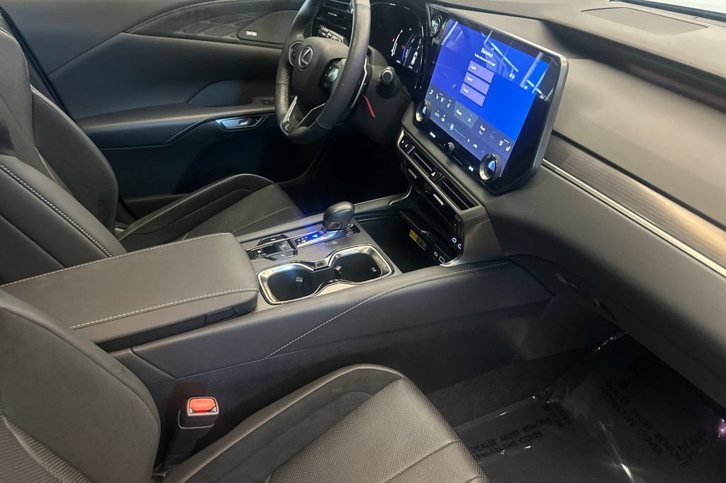 Certified 2024 Lexus RX 500h F Sport w/ Convenience Package AWD/4WD image 16