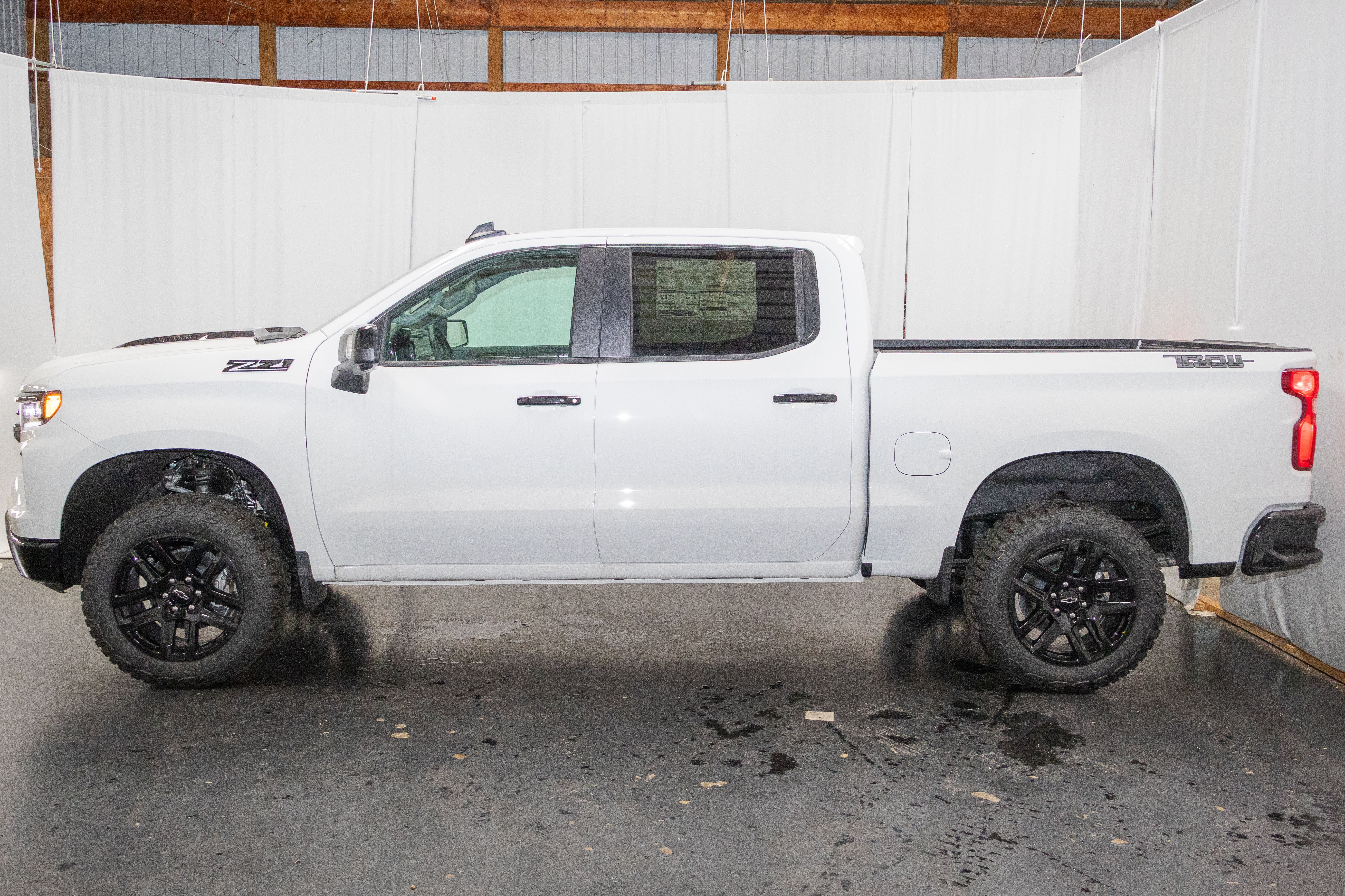 New 2026 Chevrolet Silverado 1500 LT Trail Boss w/ LT Trail Boss Premium Package AWD/4WD image 5
