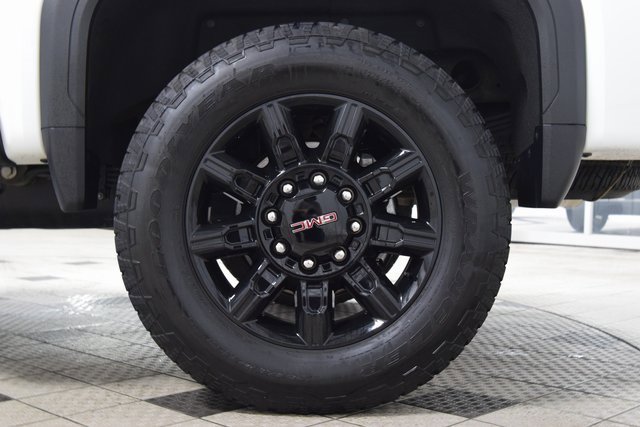 Used 2024 GMC Sierra 2500 AT4 w/ AT4 Premium Plus Package image 29
