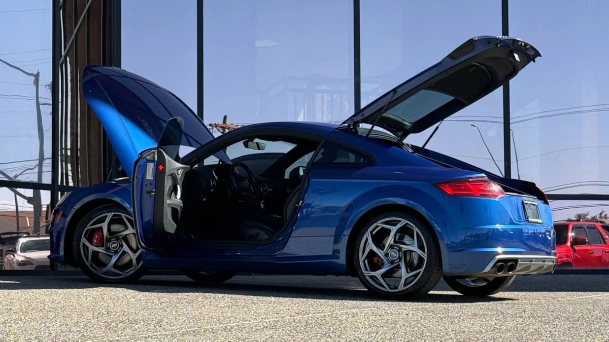 Used 2016 Audi TTS 2.0T Coupe AWD/4WD image 30