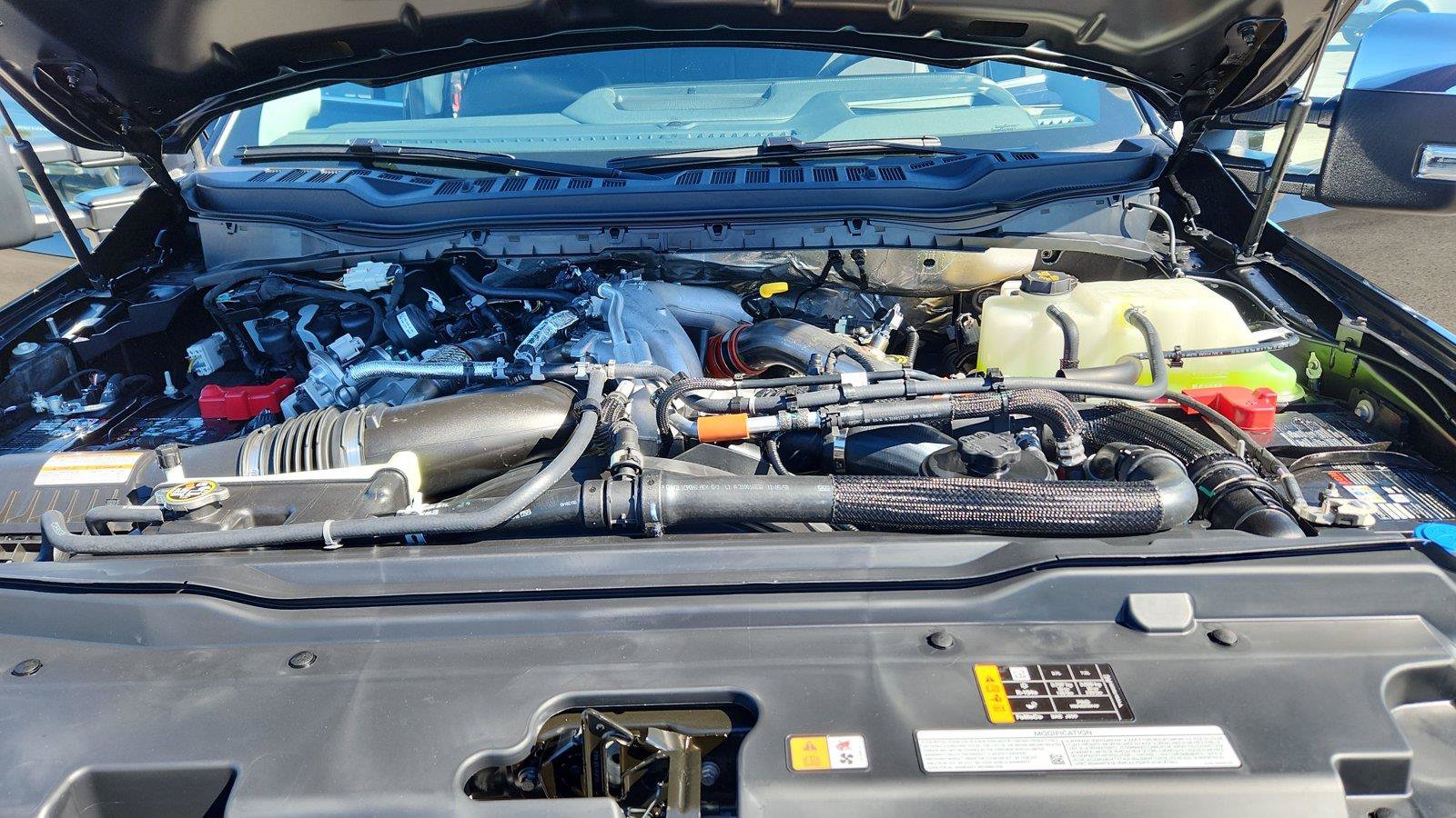 New 2027 Ford F350 Lariat w/ Lariat Ultimate Package AWD/4WD image 14