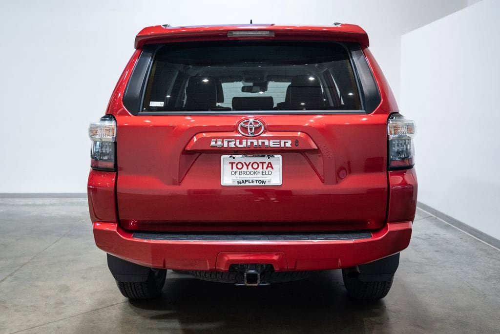 Used 2024 Toyota 4Runner SR5 Premium AWD/4WD image 8
