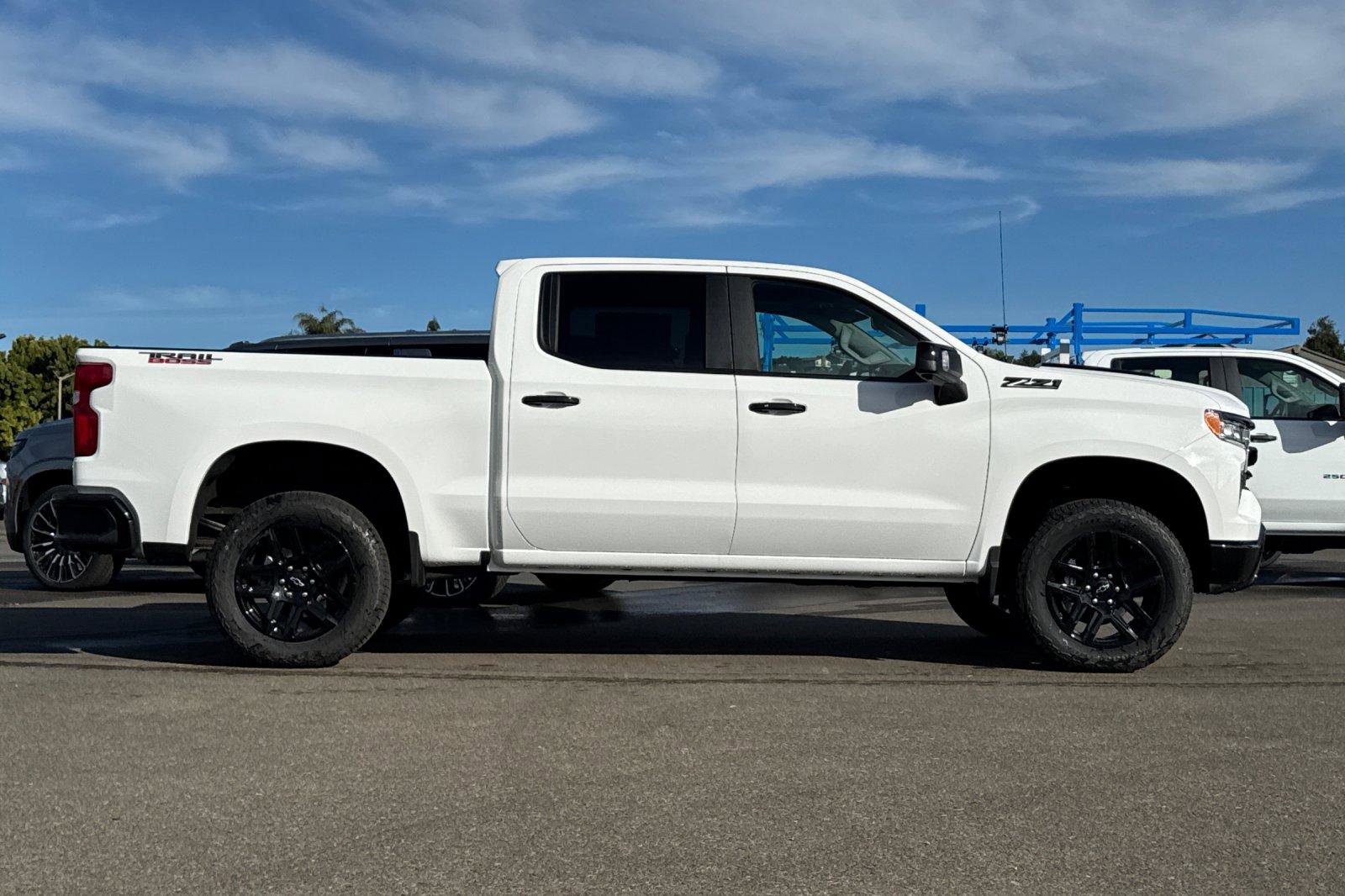 New 2026 Chevrolet Silverado 1500 LT Trail Boss w/ LT Trail Boss Premium Package AWD/4WD image 4
