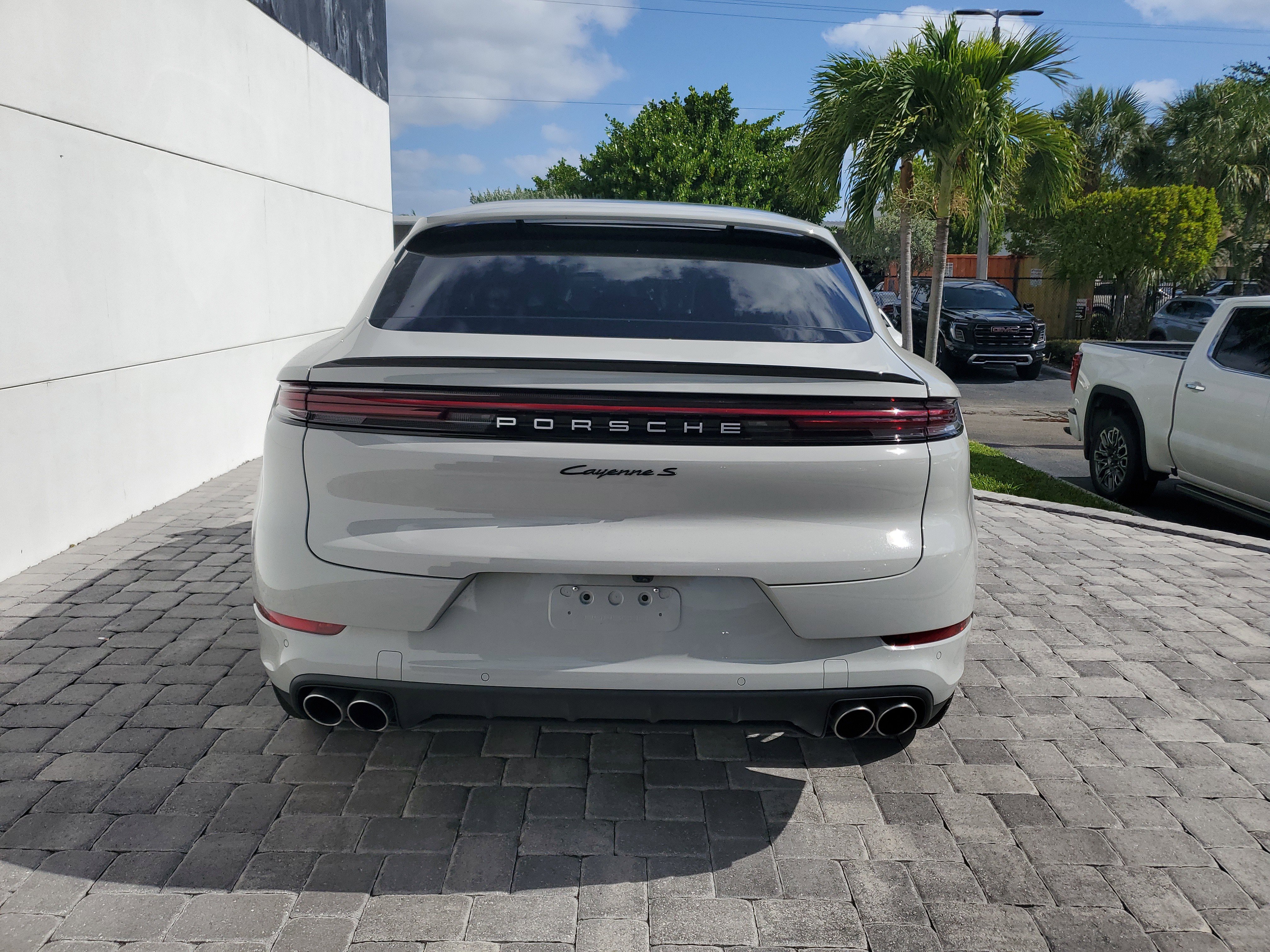 Used 2024 Porsche Cayenne S image 5