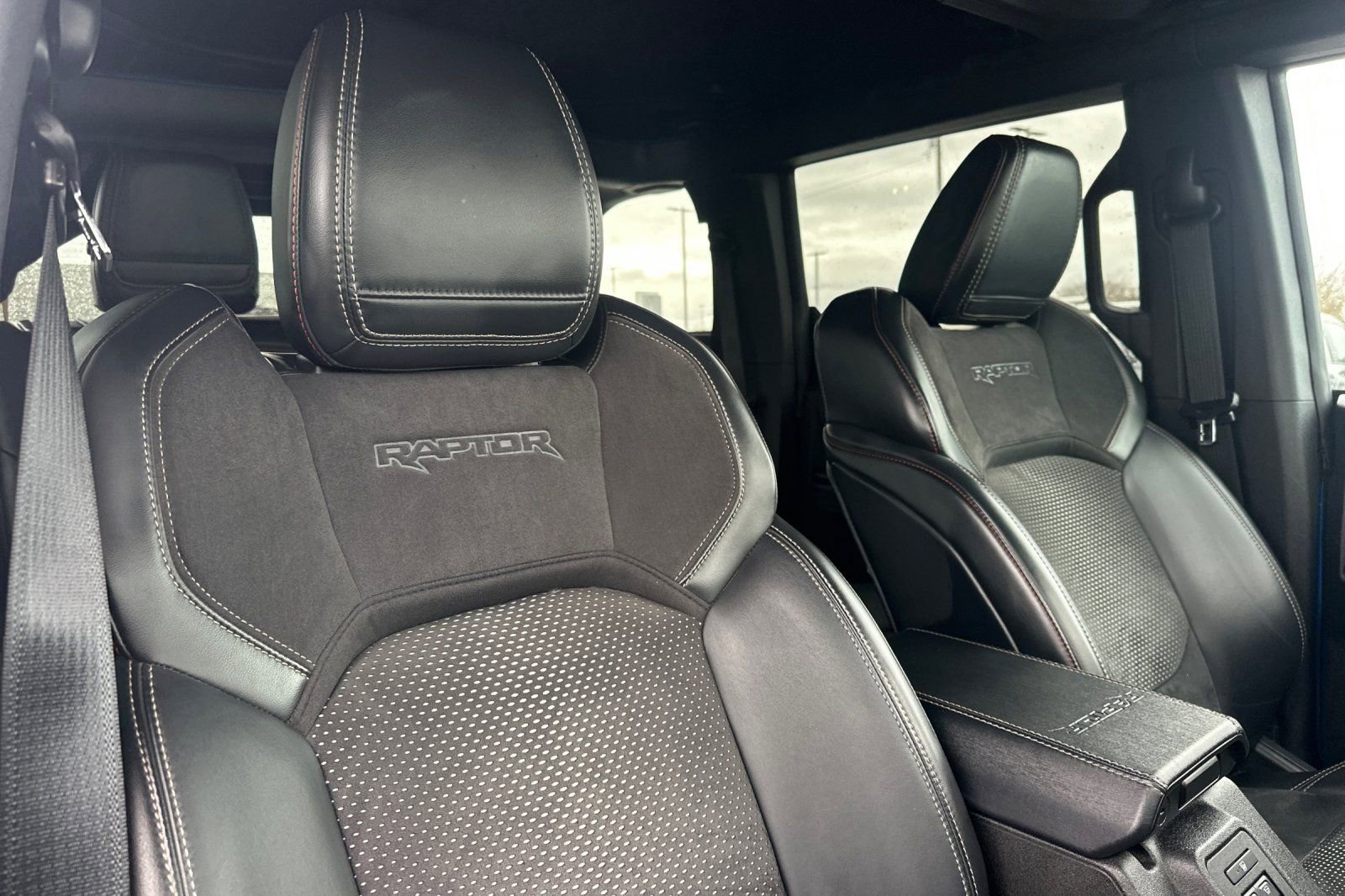 Used 2022 Ford Bronco Raptor image 17