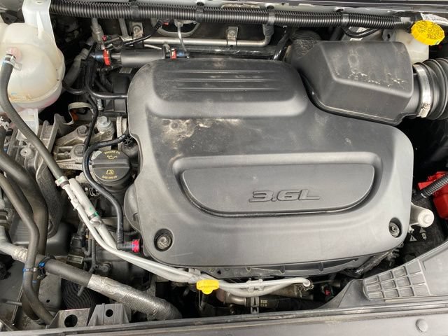 Used 2024 Chrysler Pacifica Touring-L FWD image 20