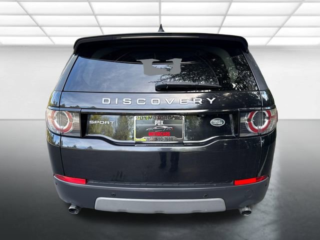 Used 2017 Land Rover Discovery Sport SE image 4