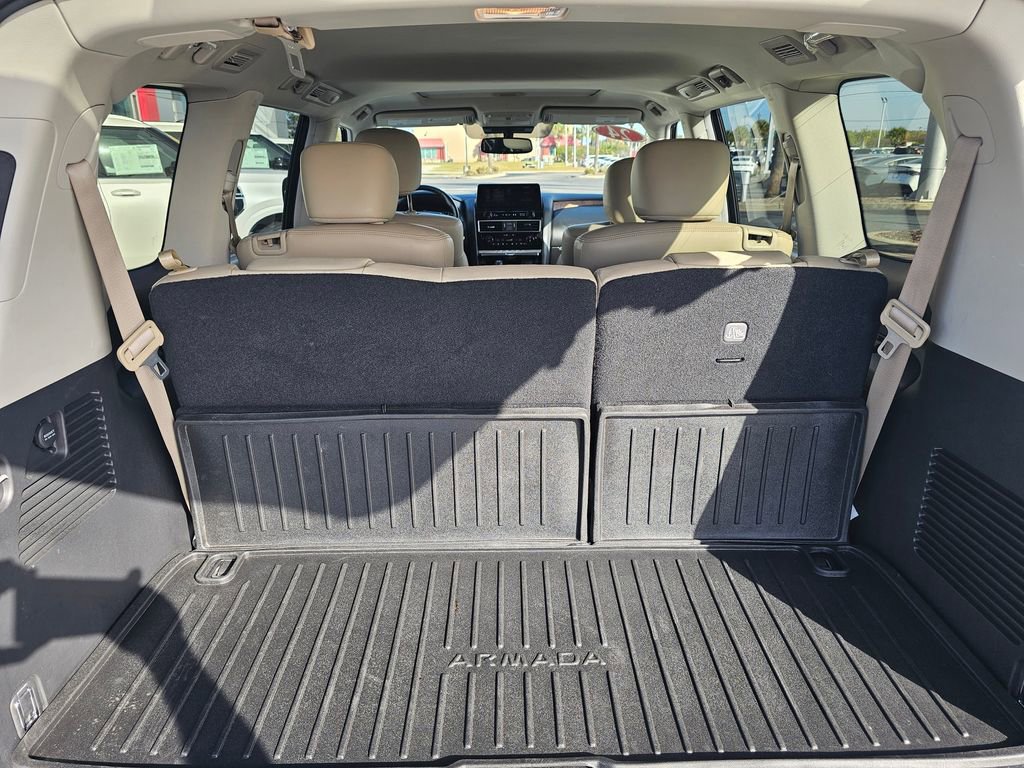 Used 2024 Nissan Armada SL w/ Captain's Chairs Package RWD image 10