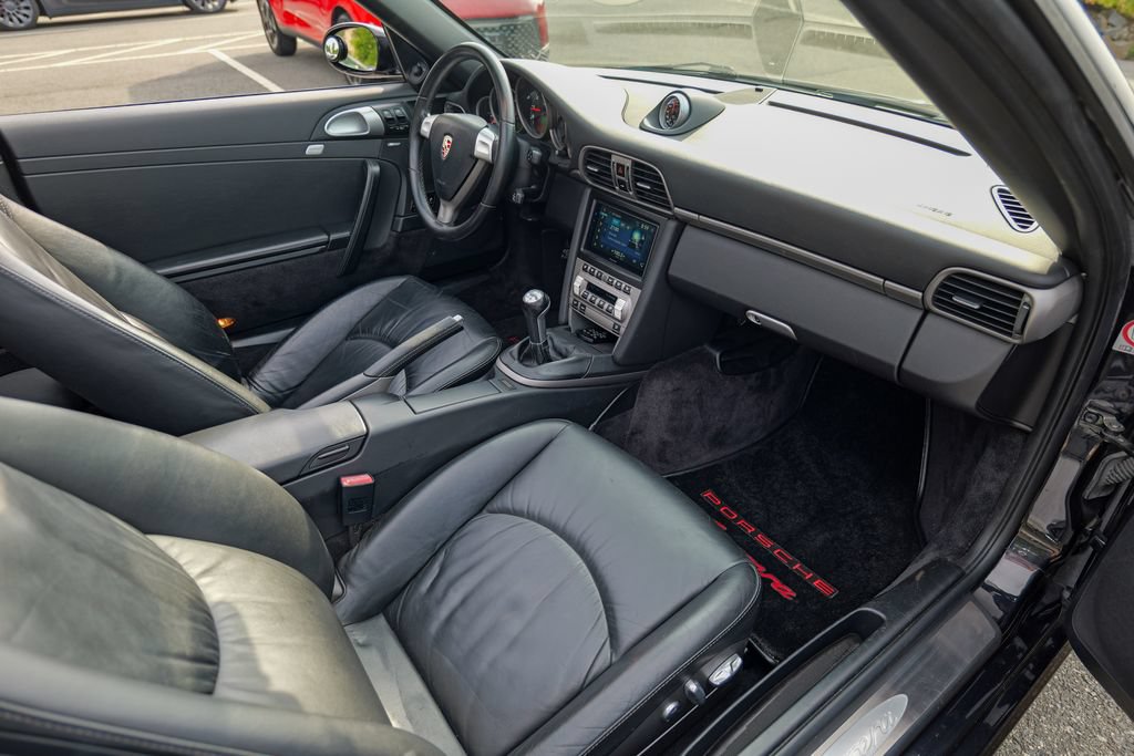 Used 2006 Porsche 911 Carrera RWD image 33