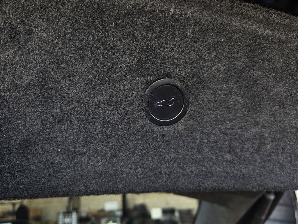 Used 2023 Tesla Model S image 26