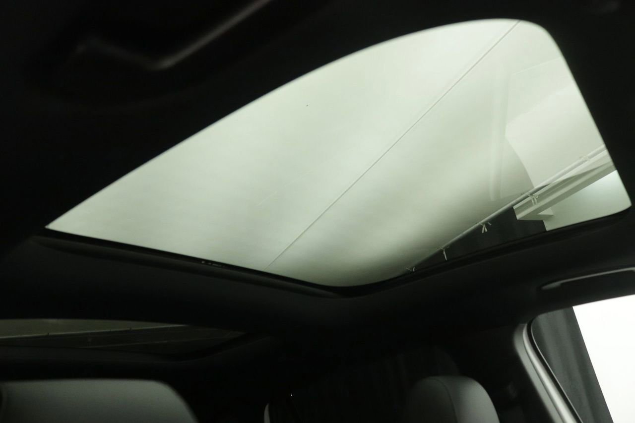 New 2026 Mercedes-Benz GLA 250 image 14