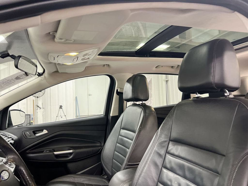 Used 2016 Ford Escape SE w/ SE Leather Comfort Package AWD/4WD image 20