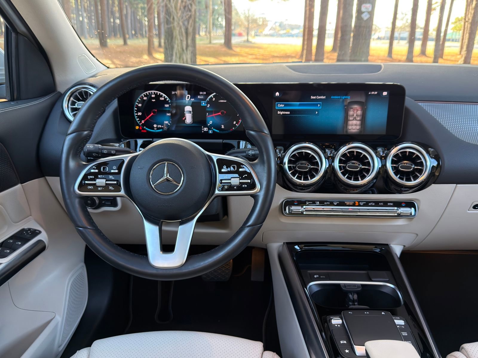 Certified 2022 Mercedes-Benz GLA 250 image 3
