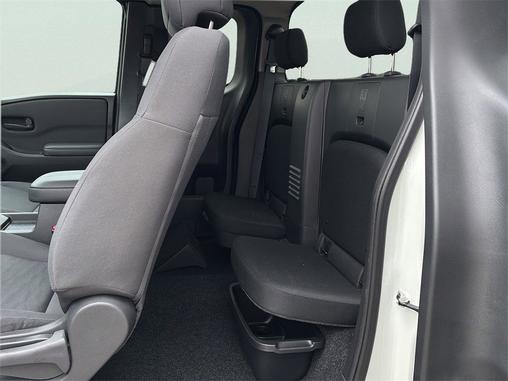 Used 2024 Nissan Frontier S w/ S Utility Package image 22