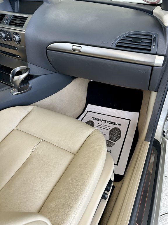 Used 2004 BMW 645Ci Convertible RWD image 11
