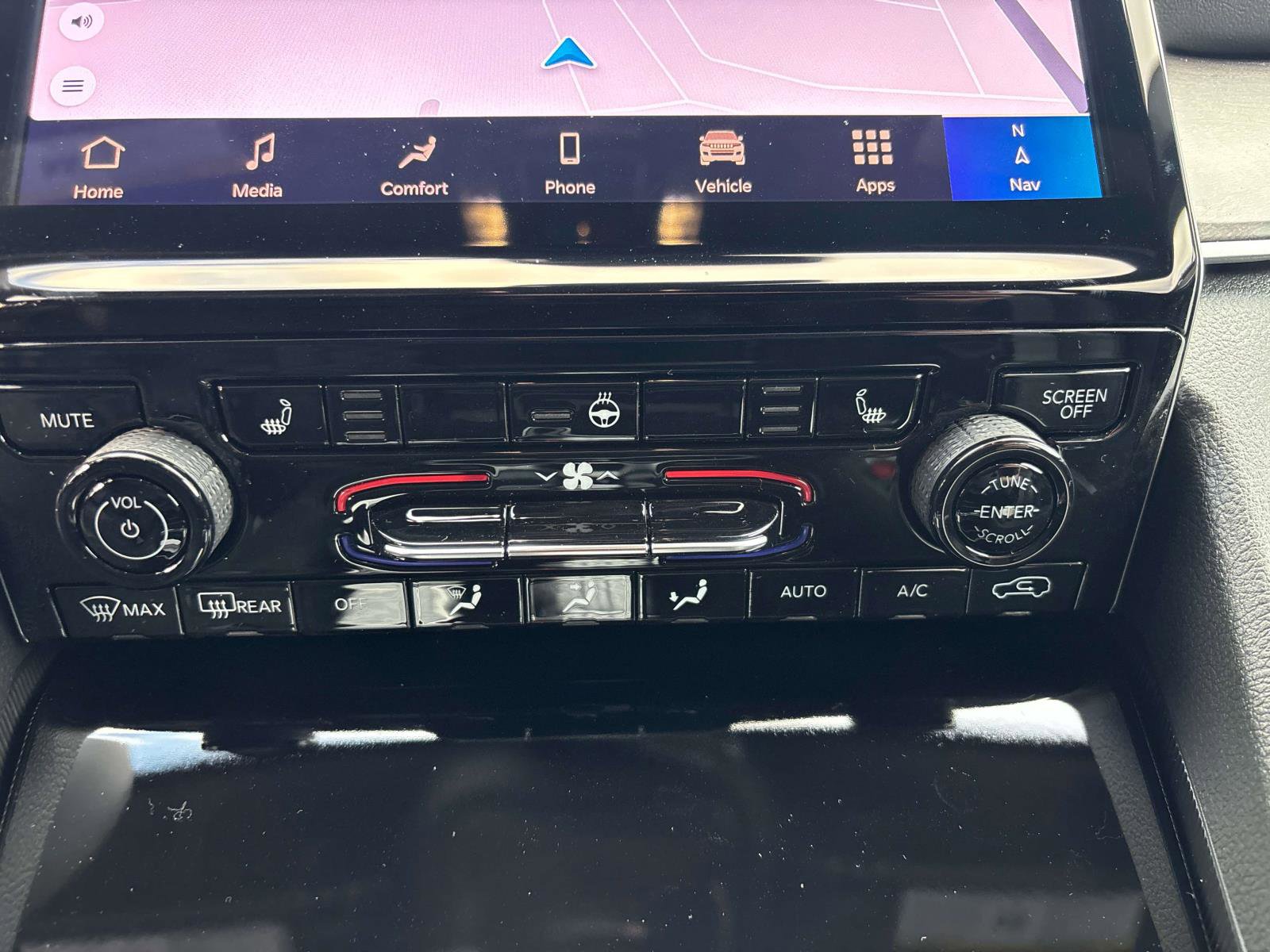 New 2025 Jeep Grand Cherokee Limited w/ Black Appearance Package image 14