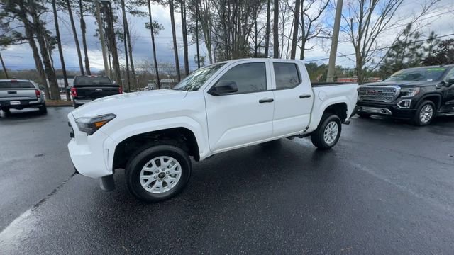 Used 2024 Toyota Tacoma SR image 7