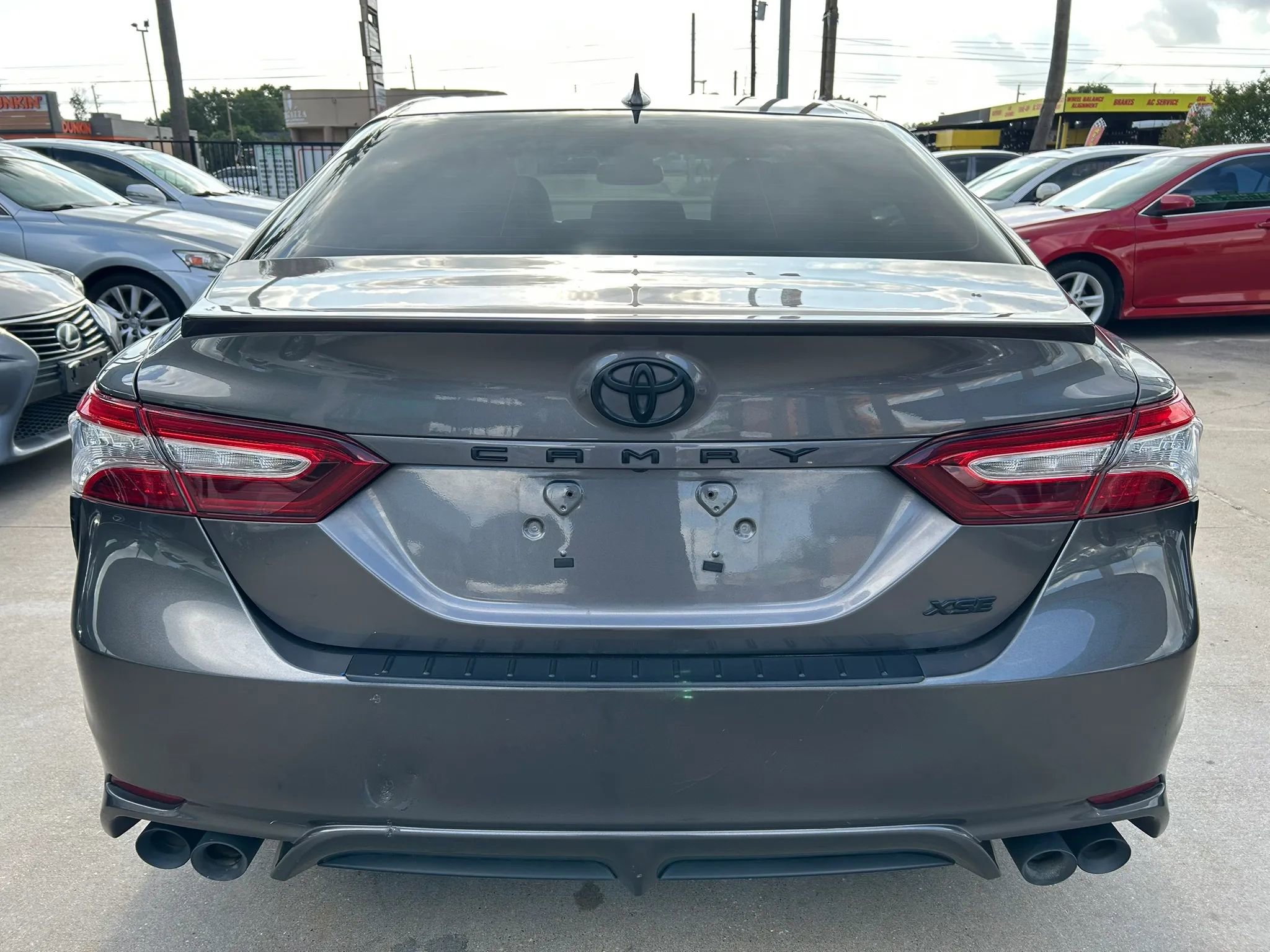 Used 2020 Toyota Camry XSE FWD image 4
