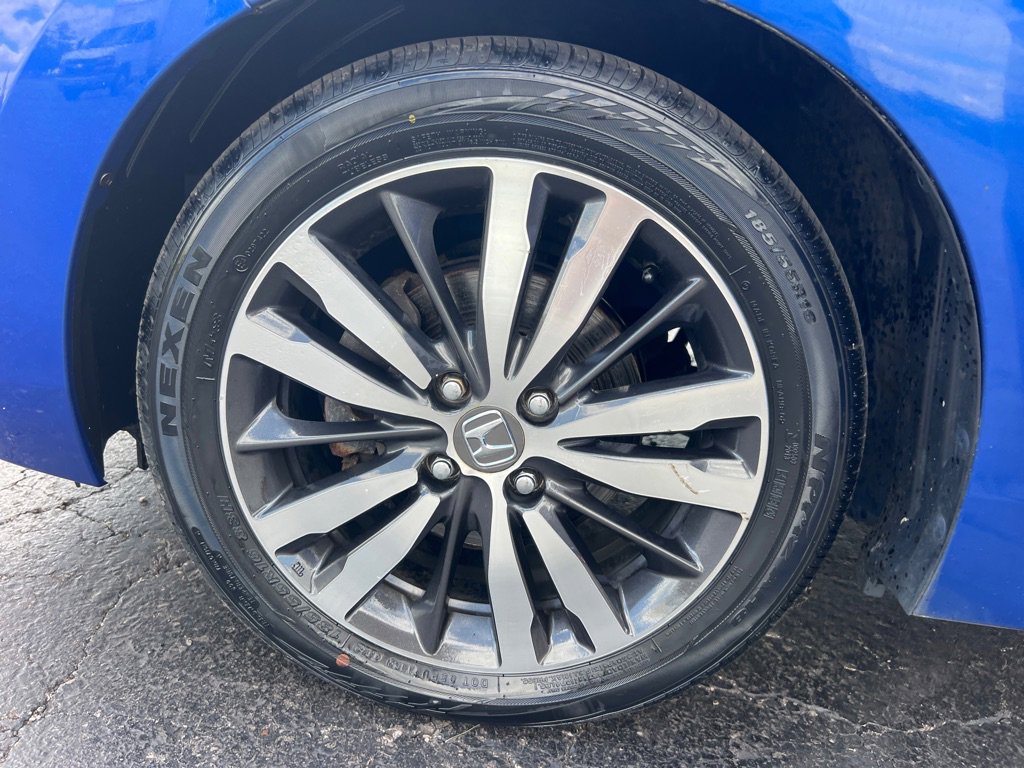 Used 2015 Honda Fit EX-L image 35