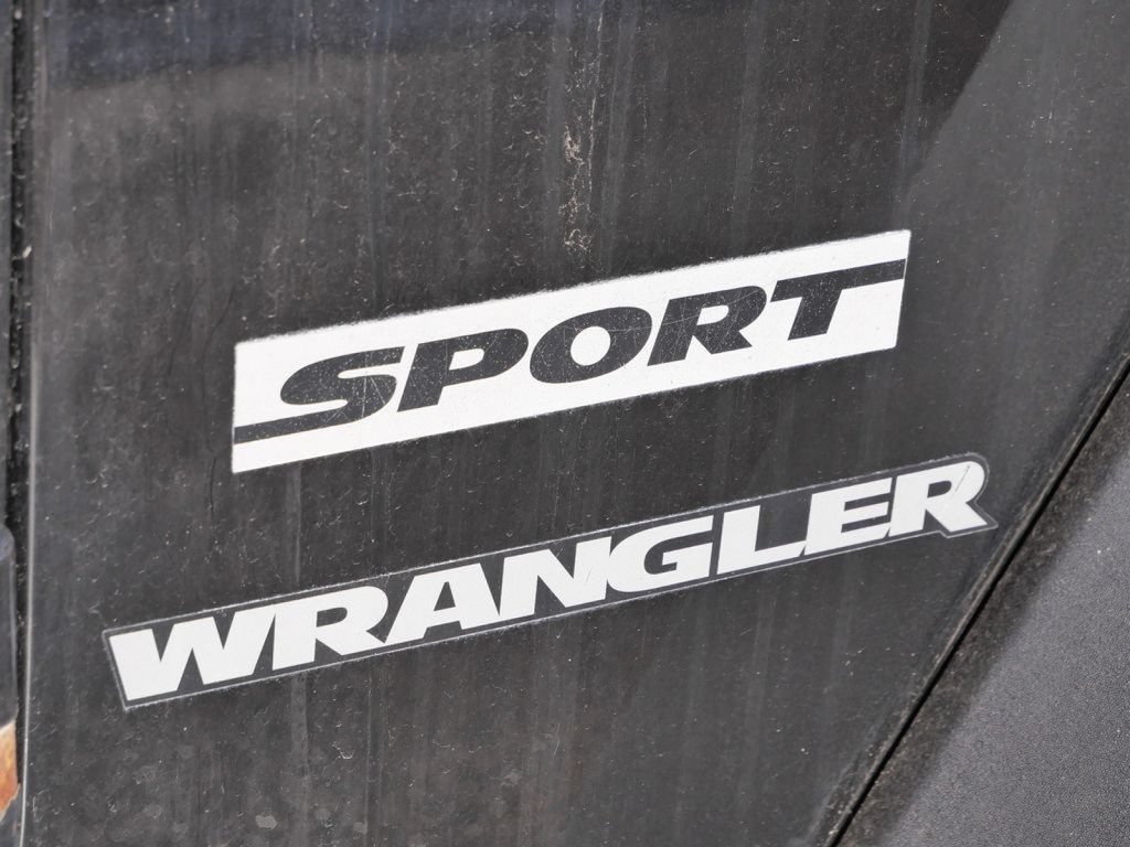 Used 2013 Jeep Wrangler Sport AWD/4WD image 20