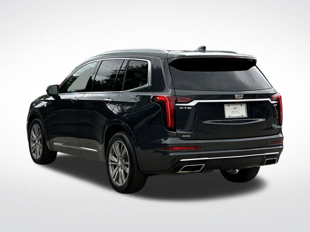 Used 2022 Cadillac XT6 Premium Luxury AWD/4WD image 15