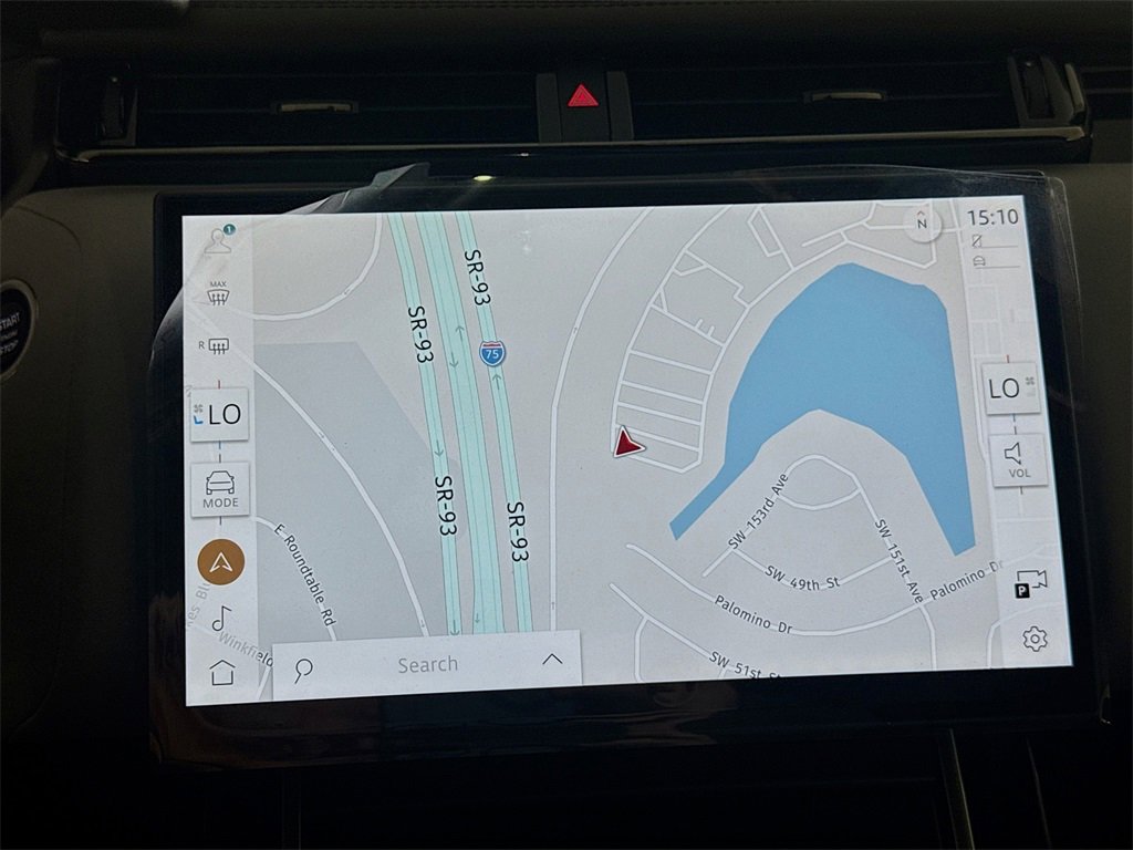 New 2026 Land Rover Range Rover Velar Dynamic SE image 13