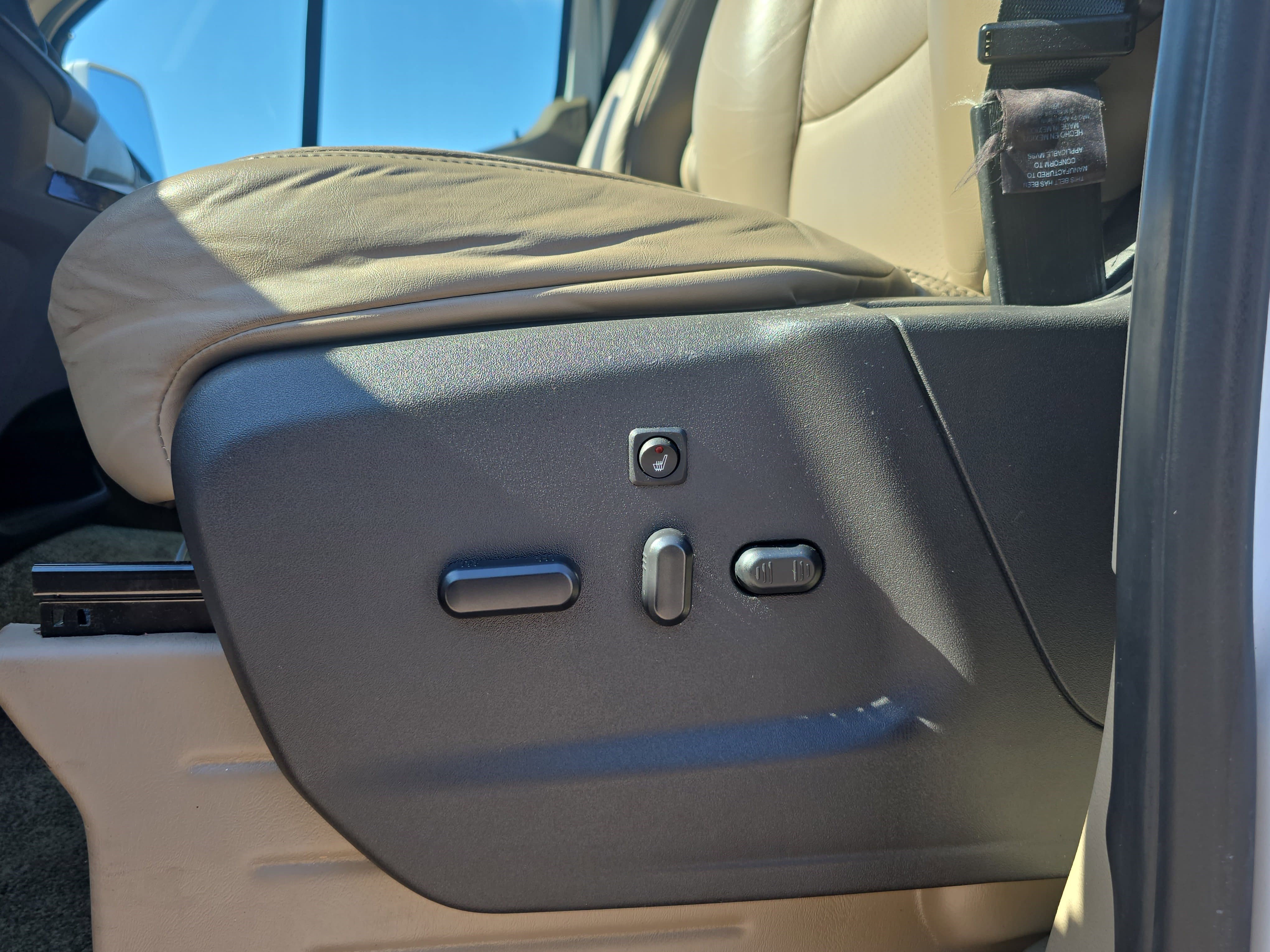 Used 2016 Ford Transit 150 XLT image 30