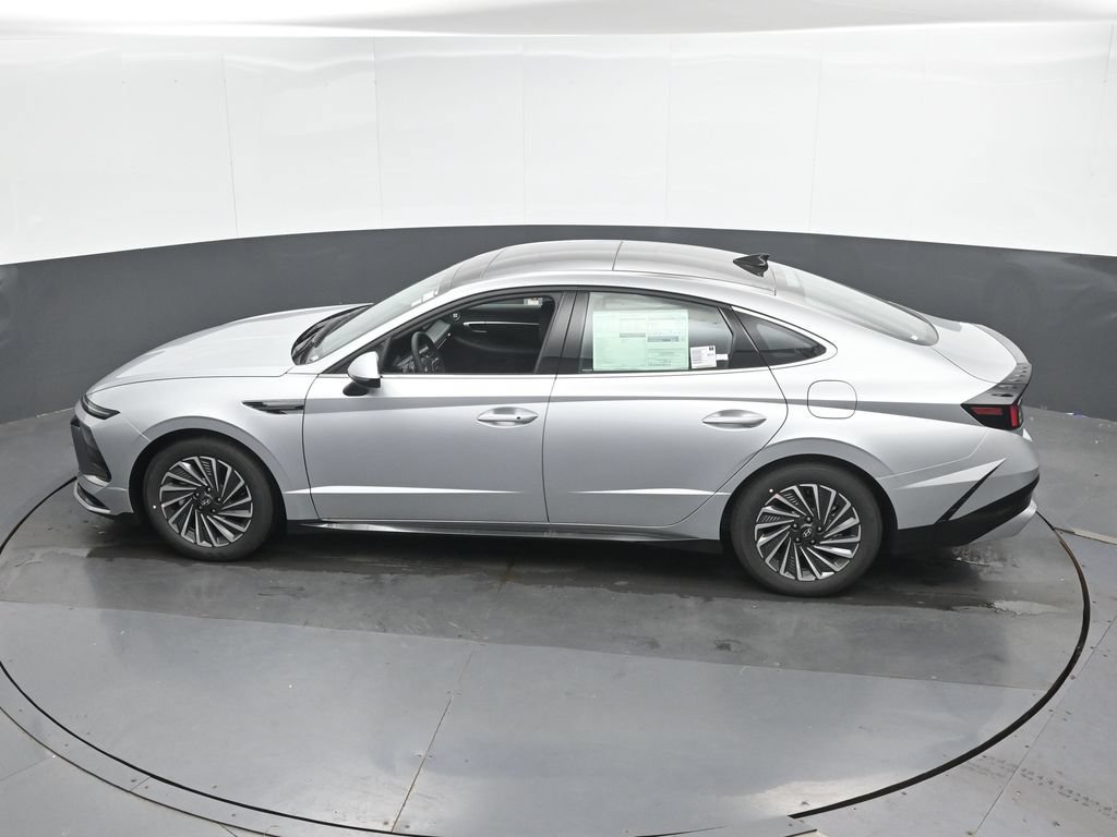 New 2026 Hyundai Sonata SEL FWD image 35