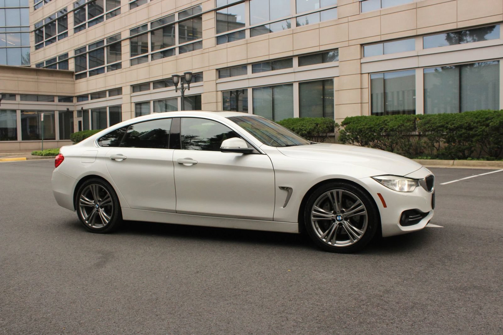 Used 2016 BMW 435i Gran Coupe RWD image 2