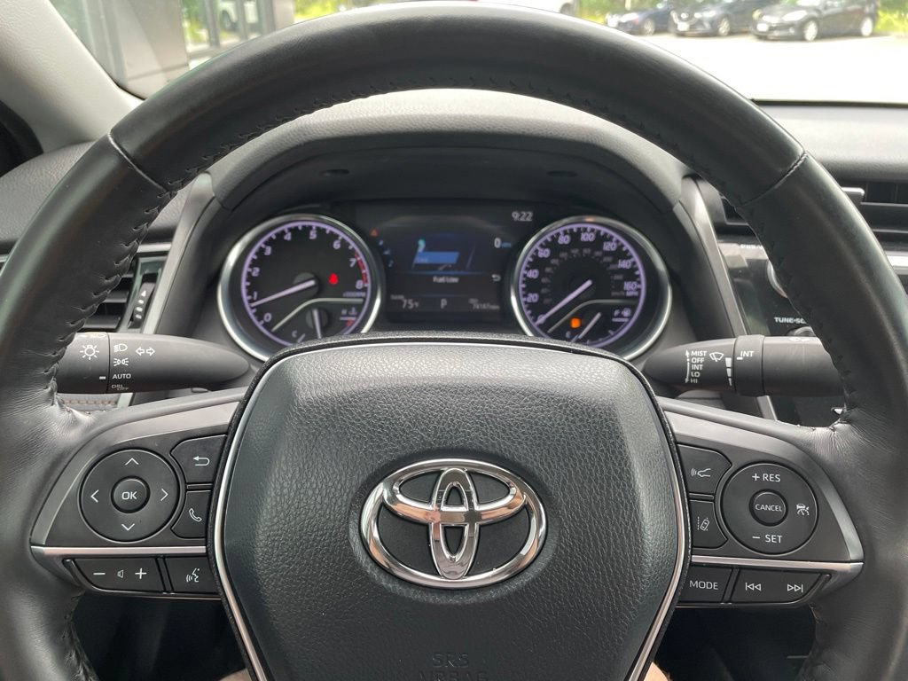 Used 2020 Toyota Camry XLE AWD/4WD image 14