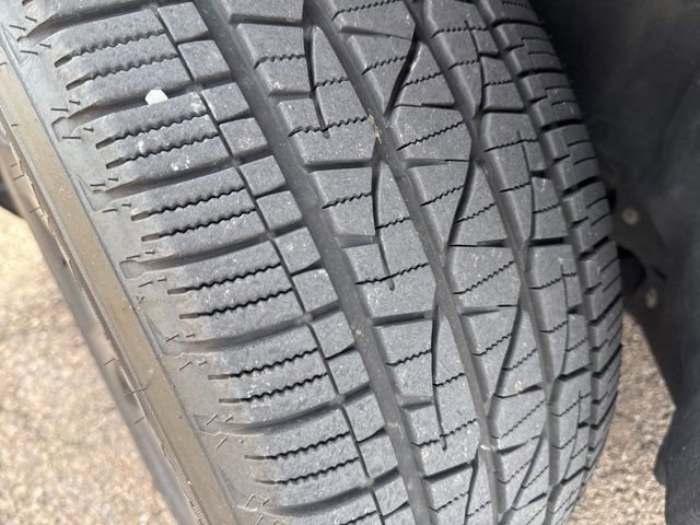 Used 2023 Jeep Grand Cherokee L Laredo image 13