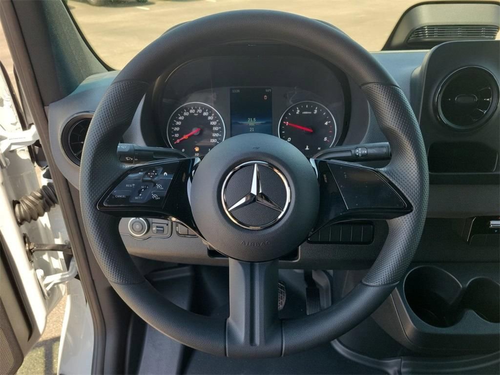 New 2025 Mercedes-Benz Sprinter 2500 image 21