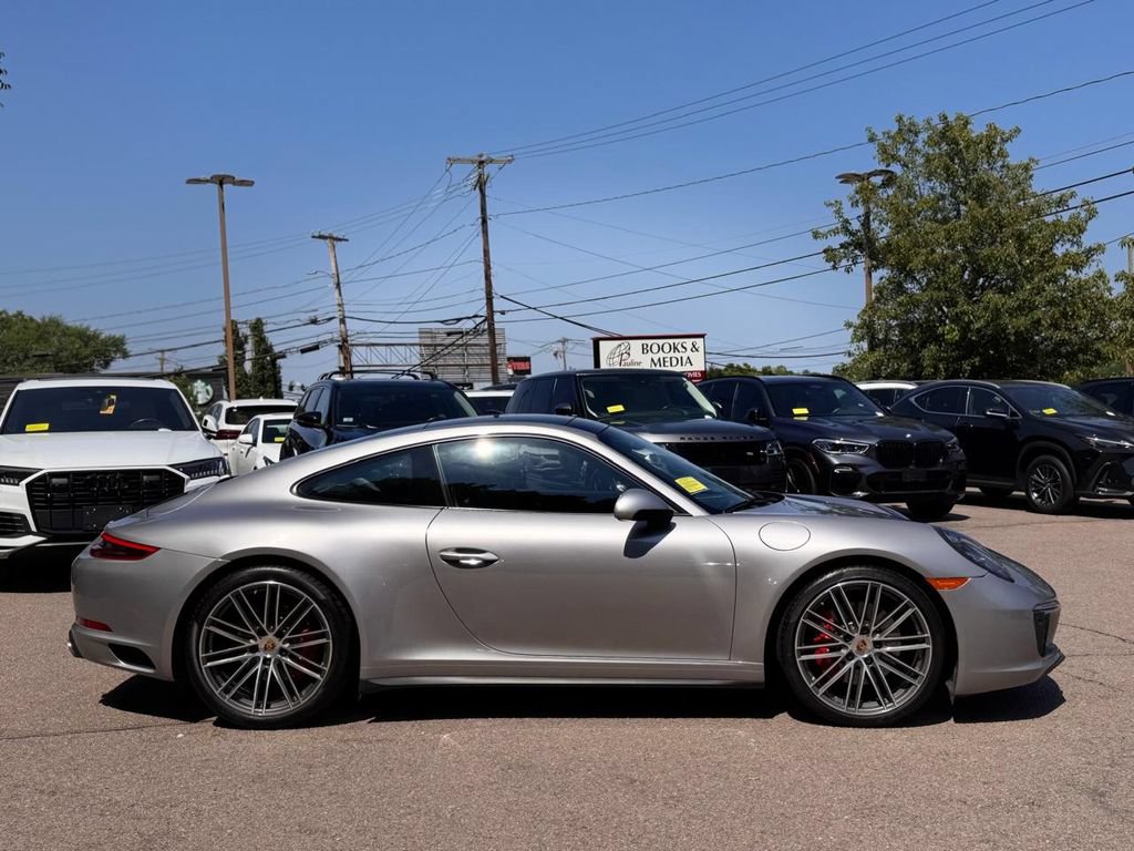 Used 2019 Porsche 911 Carrera 4S AWD/4WD image 7