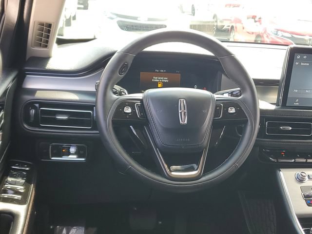 Used 2023 Lincoln Aviator 2WD image 12