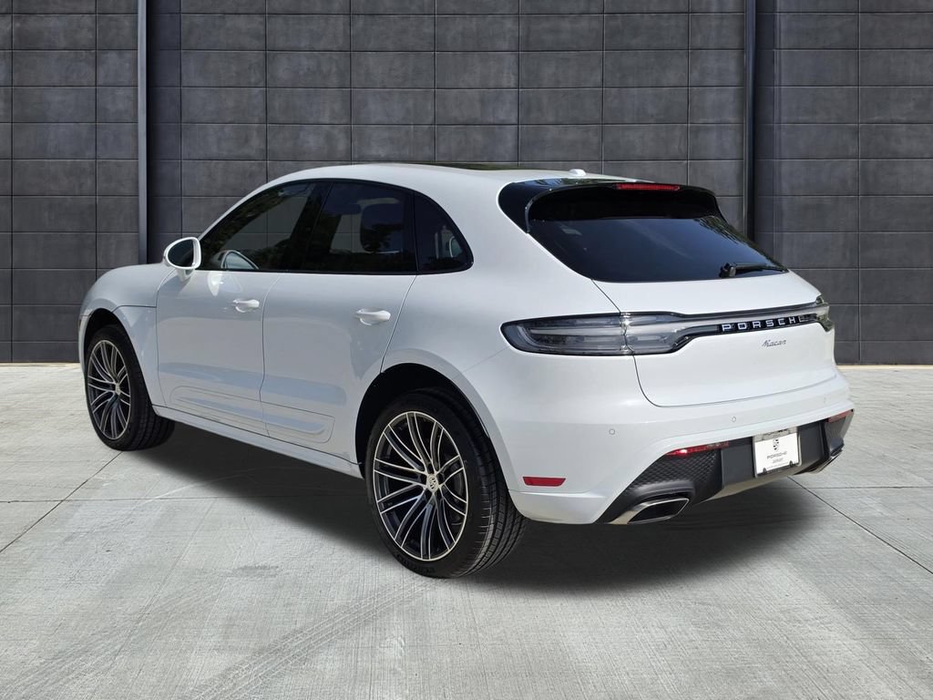New 2026 Porsche Macan AWD/4WD image 3