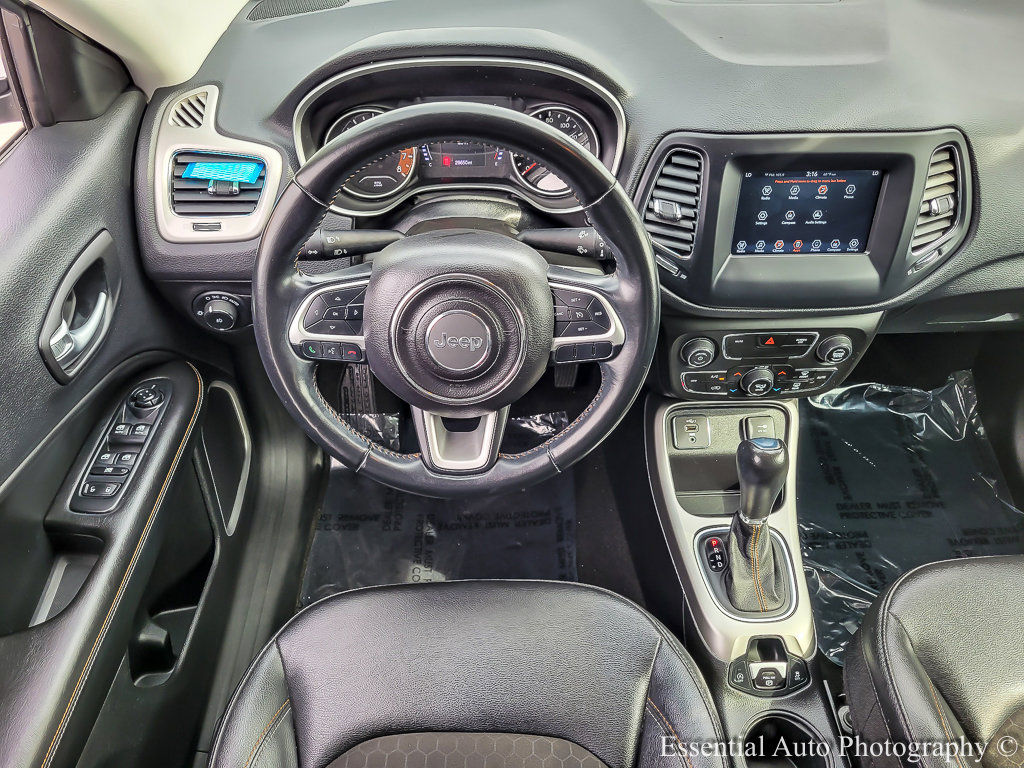 Used 2021 Jeep Compass Latitude image 11