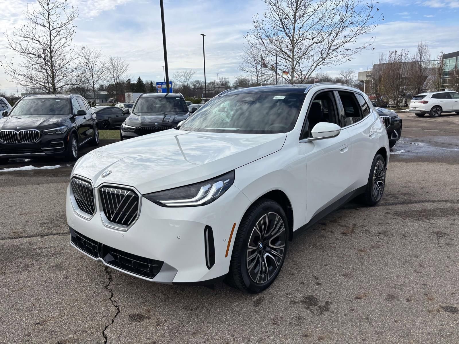 New 2026 BMW X3 xDrive30 w/ Premium Package AWD/4WD image 3