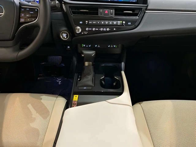 Used 2025 Lexus ES 350 w/ Premium Package FWD image 14
