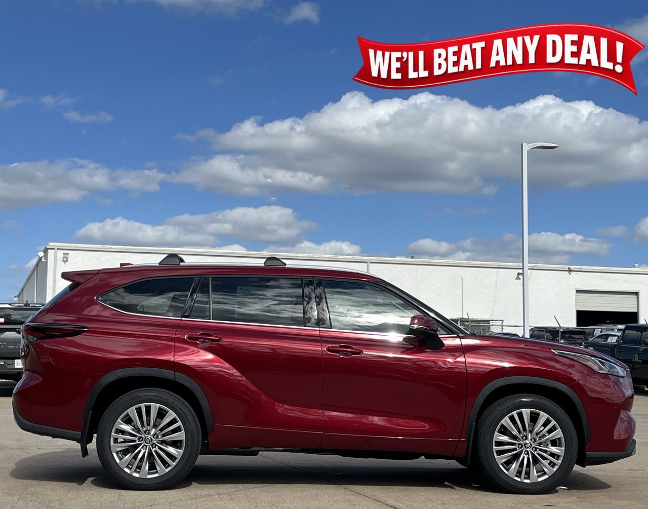 New 2026 Toyota Highlander Platinum AWD/4WD image 3