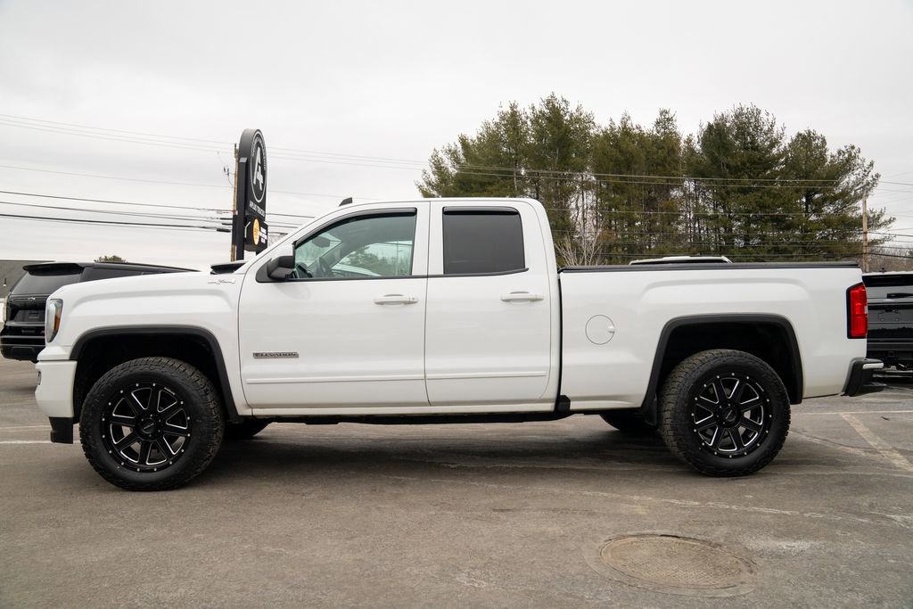 Used 2017 GMC Sierra 1500 SLE w/ SLE Value Package image 3