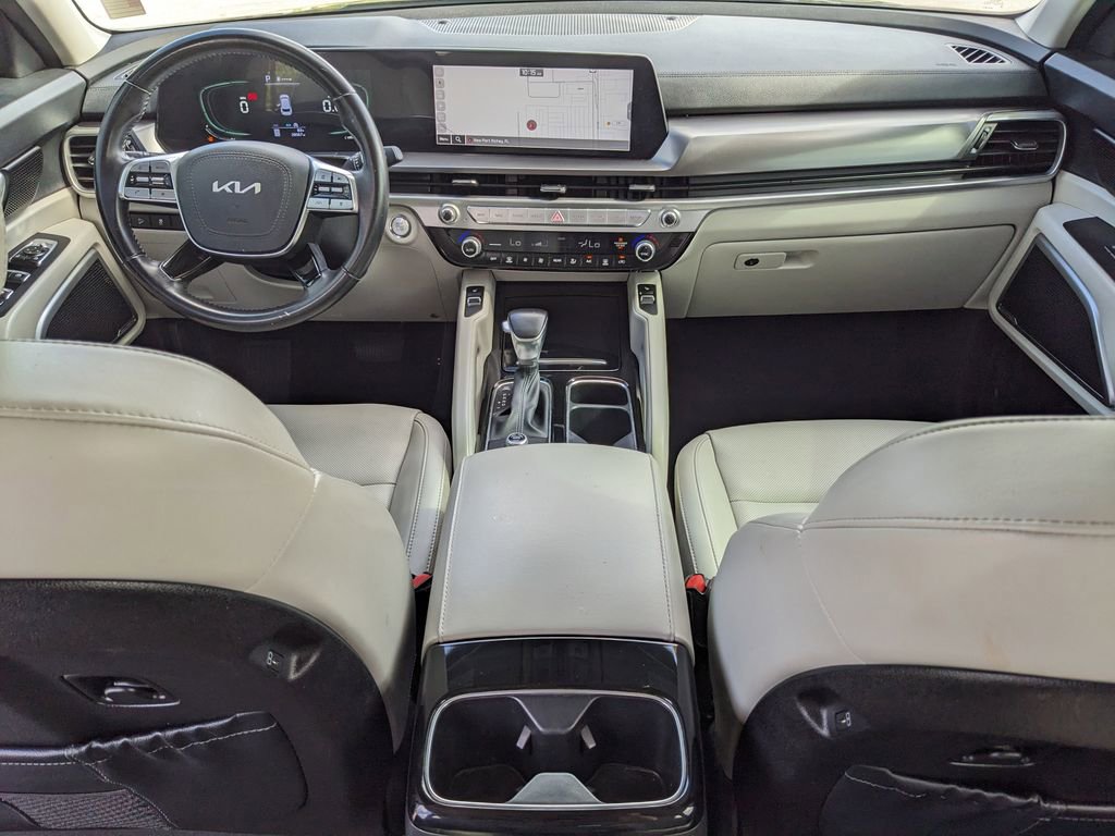 Certified 2024 Kia Telluride S w/ S Sunroof Package image 14