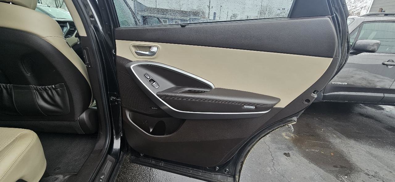 Used 2018 Hyundai Santa Fe SE Ultimate 3.3L Auto AWD image 18